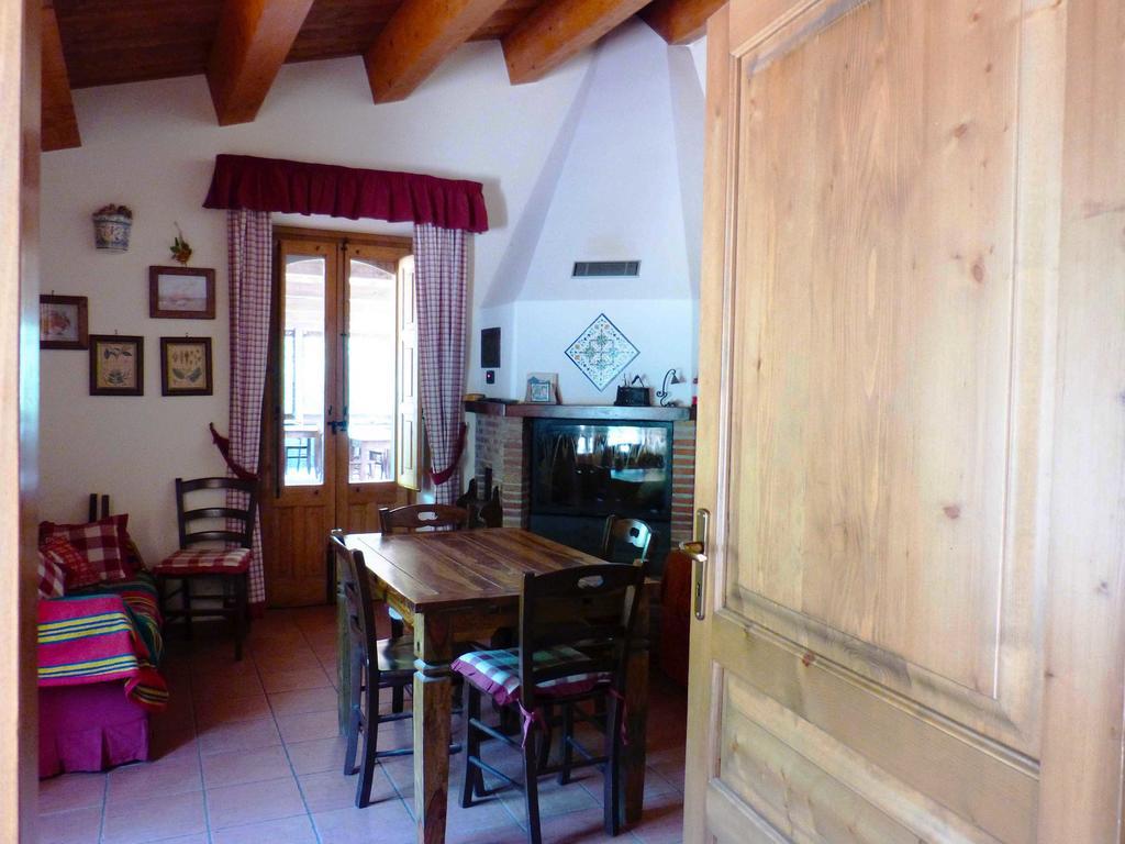 L'Orto Dei Semplici Hostal Mascali Exterior foto